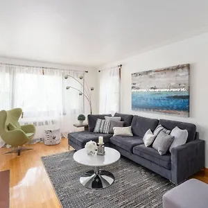 The Cartier - Free Parking Apartment